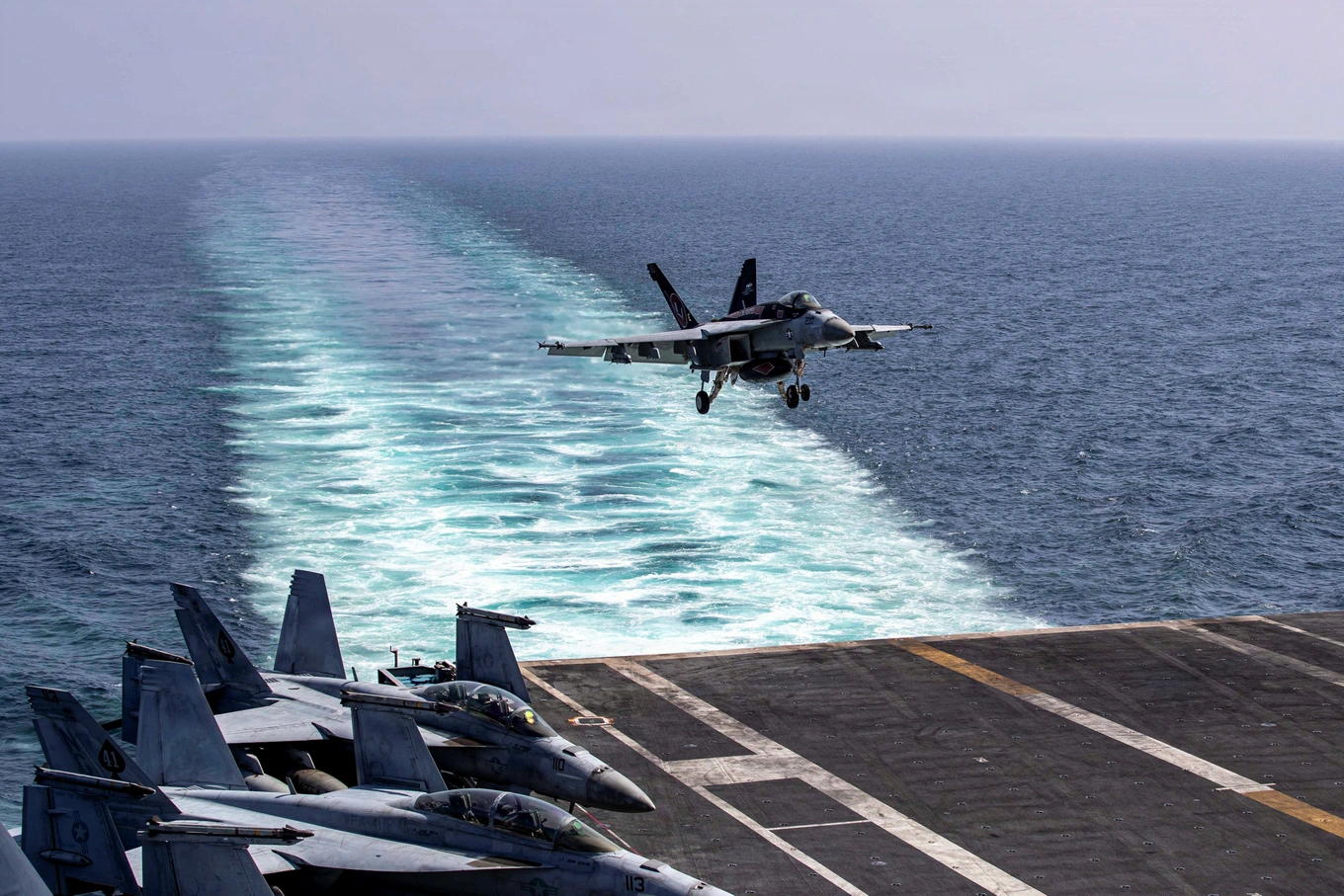 U.S. Reportedly Weighs Expanding Military Options in Iran Campaign